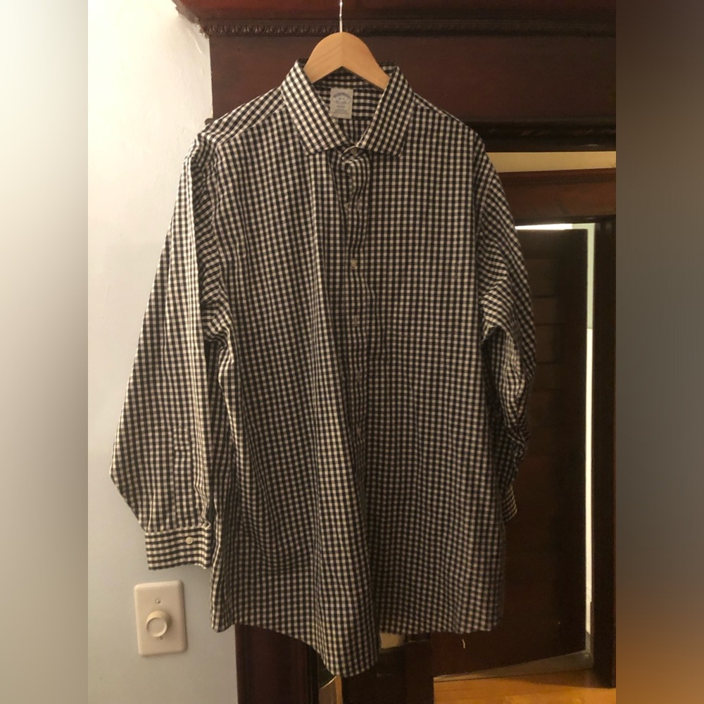 Brooks Brothers Men's Black and White Check Long-Sleeve Button-Up Shirt